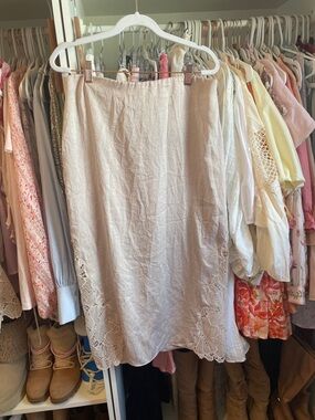 H&M Cream Midi Skirt with Lace Hem